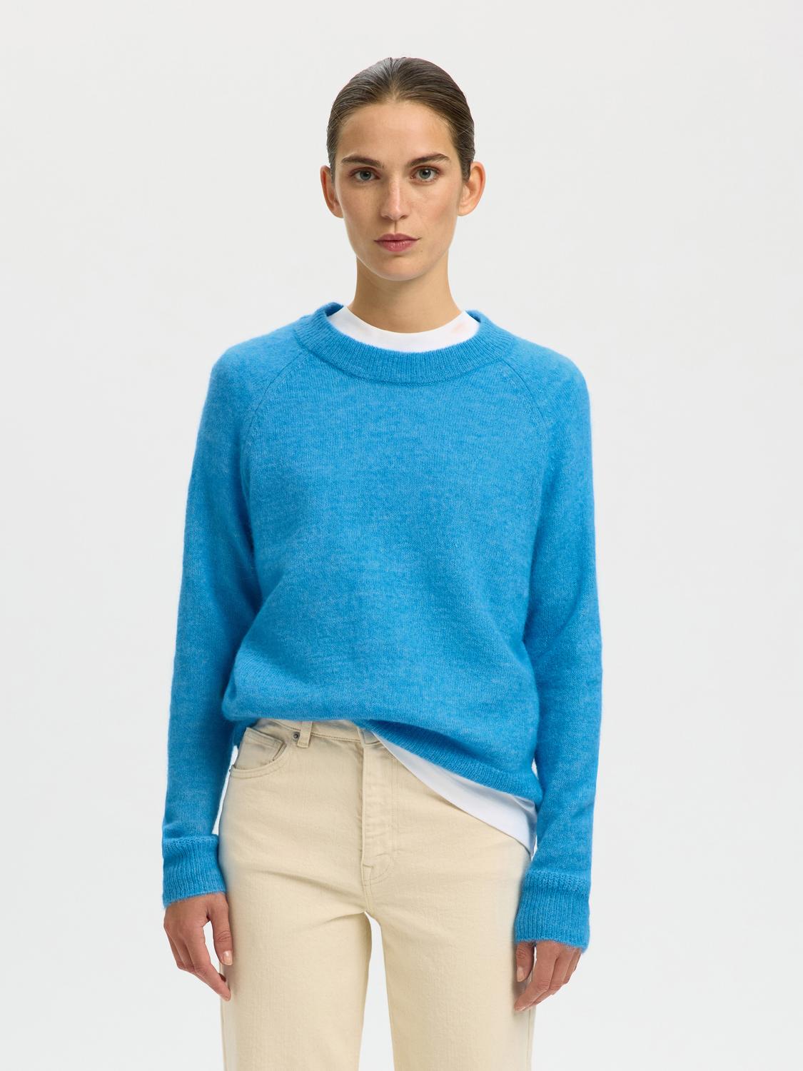 model_shot-front